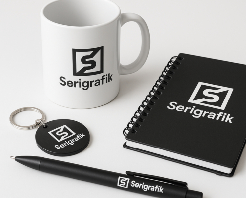 Objetos promocionales personalizados con logo para empresas — tampografía y grabado
